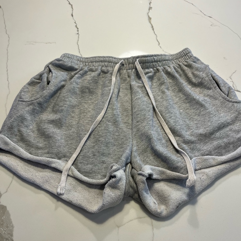 Women’s grey cotton athletic shorts size small